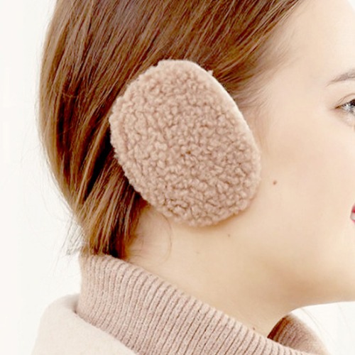 시린 귀를 편안하게 감싸주는 그립 디자인 귀도리 귀마개